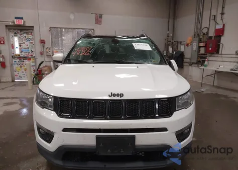 2018 Jeep Compass Altitude 4X4 z USA, uszkodzony, nr VIN 3C4NJDBB6JT304043